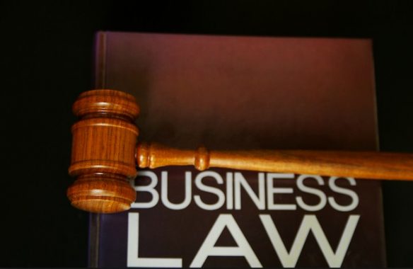 S1_HUKUM EKONOMI DAN BISNIS