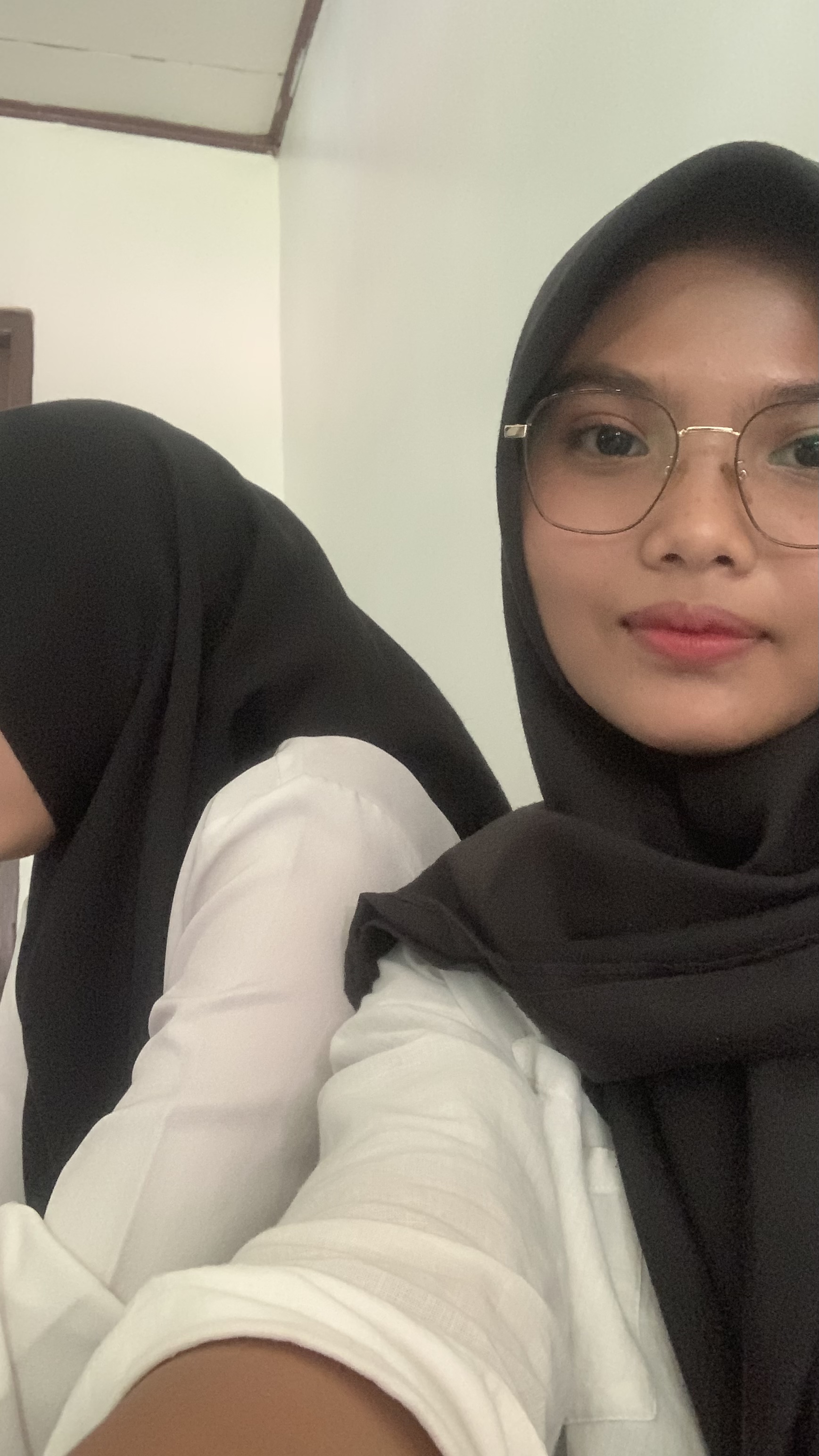Nama: Anggun Riwantika  NPM: 2313053092