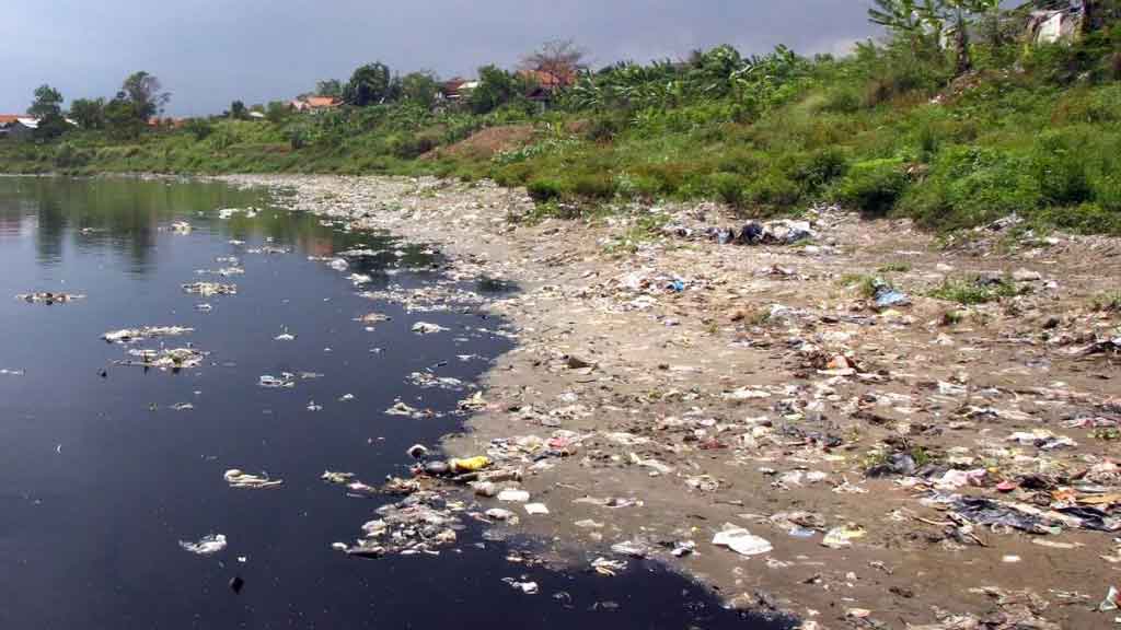 Pencemaran Air dan Tanah