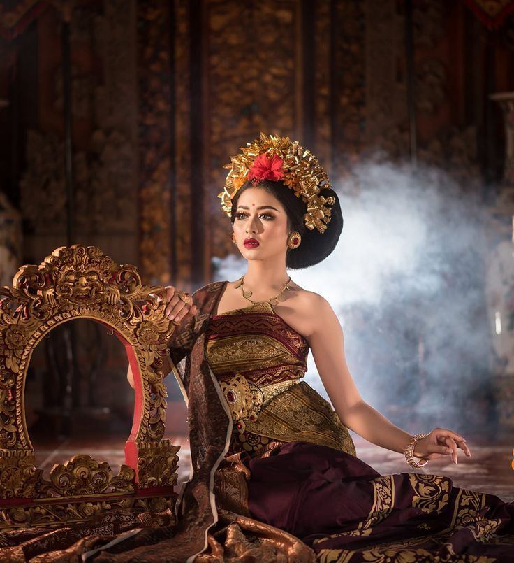 TARI BALI