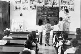Pendidikan Sejarah_Sejarah Pendidikan_Kelas_B_Genap_2024/2025