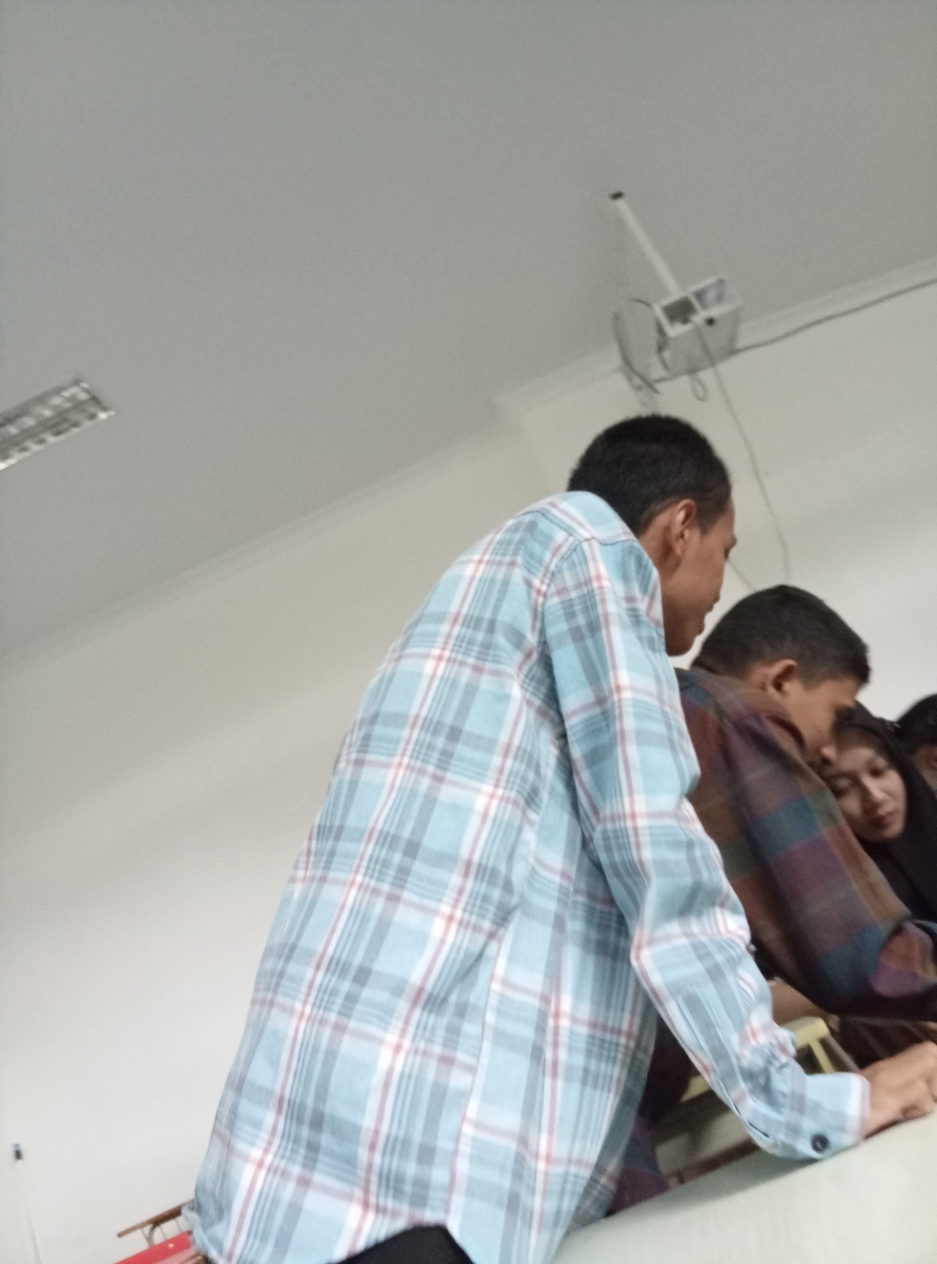 HADIR