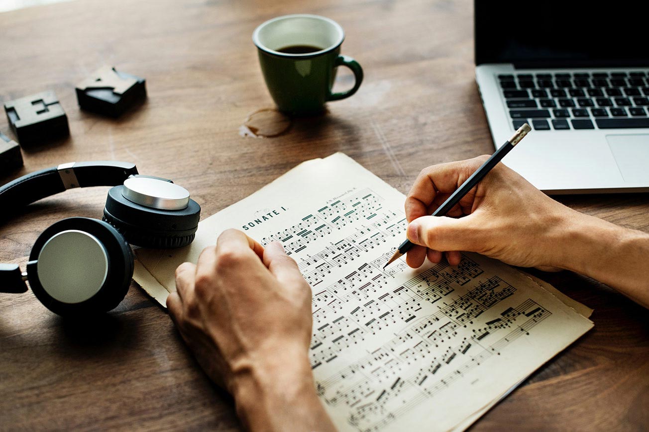 TEORI PENDIDIKAN DAN MUSIK GANJIL 2021