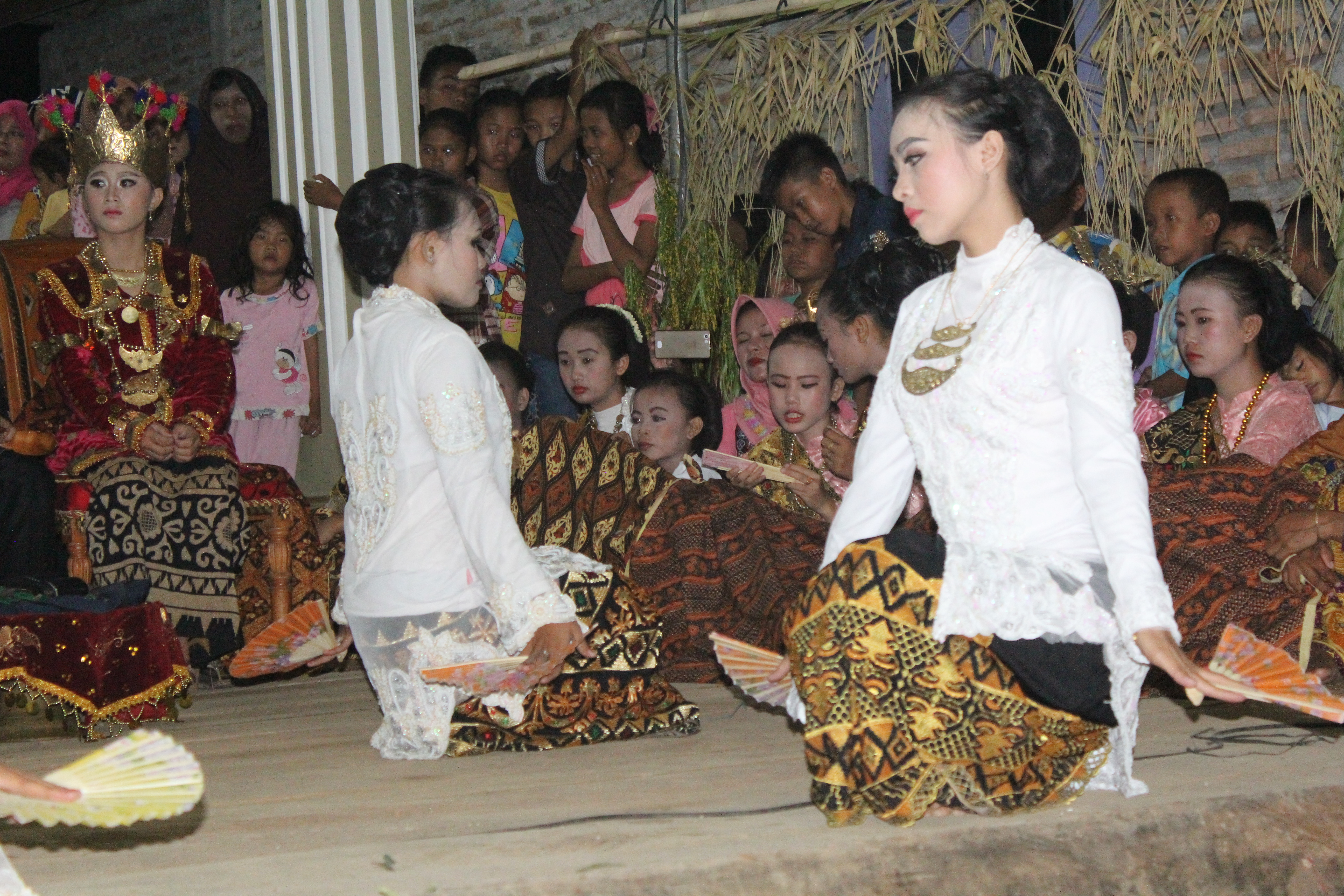 PSPT_Paradigma Pendidikan Seni_kelas B_Ganjil 2021/2022