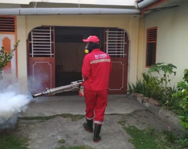 Contoh alat keselamatan kerja